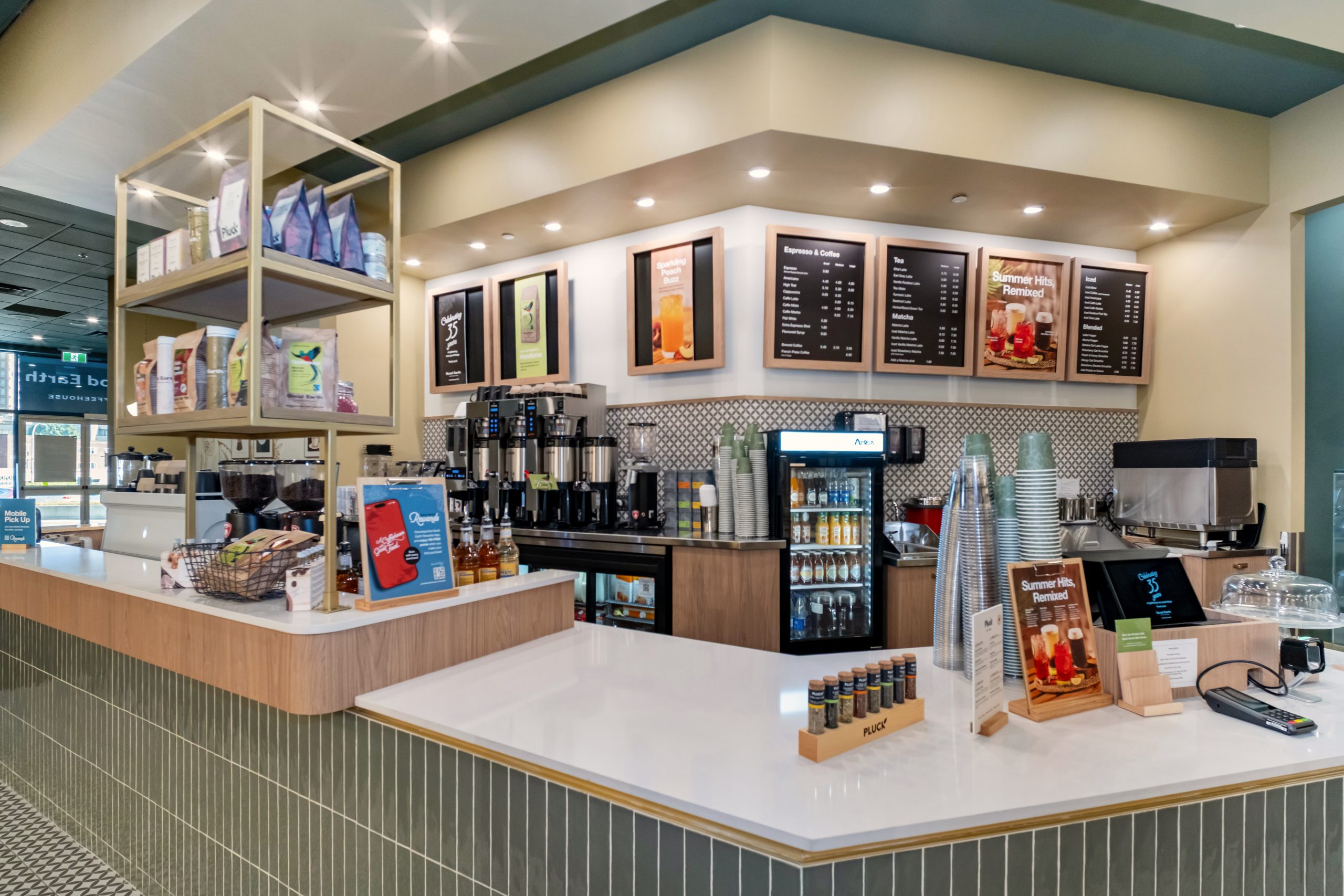 Good Earth Coffeehouse in the Indigo Metropolis at Metrotown